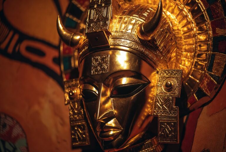Ashanti gold mask
